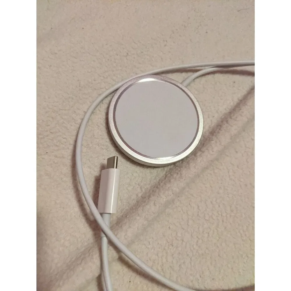 Lot of 3 Magnetic Wireless Chargers USB-C MagSafe Compatible
